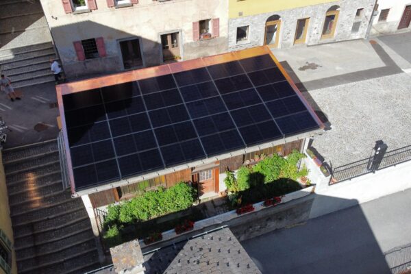 fotovoltaico tetto lamiera rame airolo casa